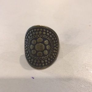 Brass colored elastic ring